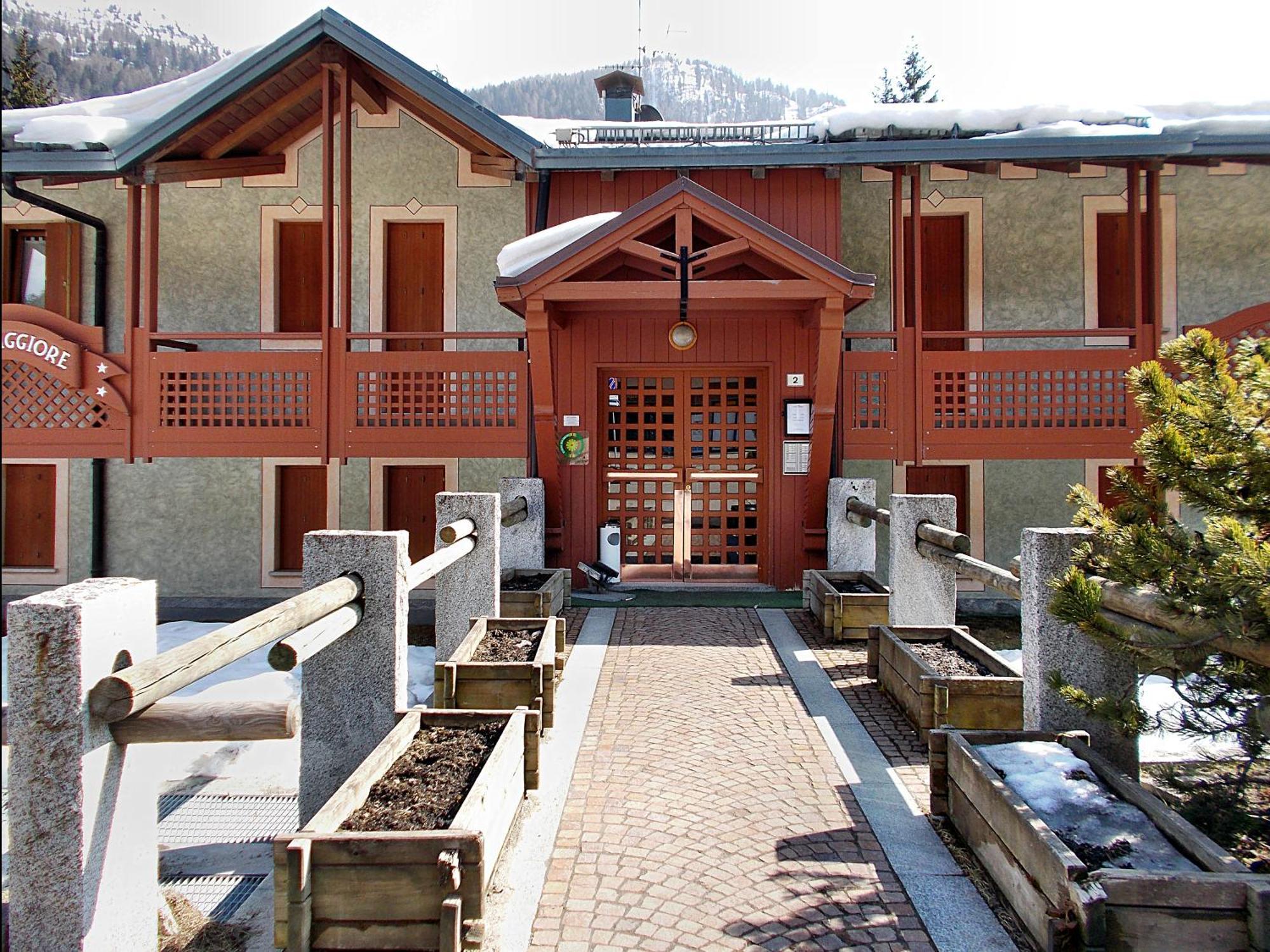 Residence Orsa Maggiore Madonna Exteriör bild