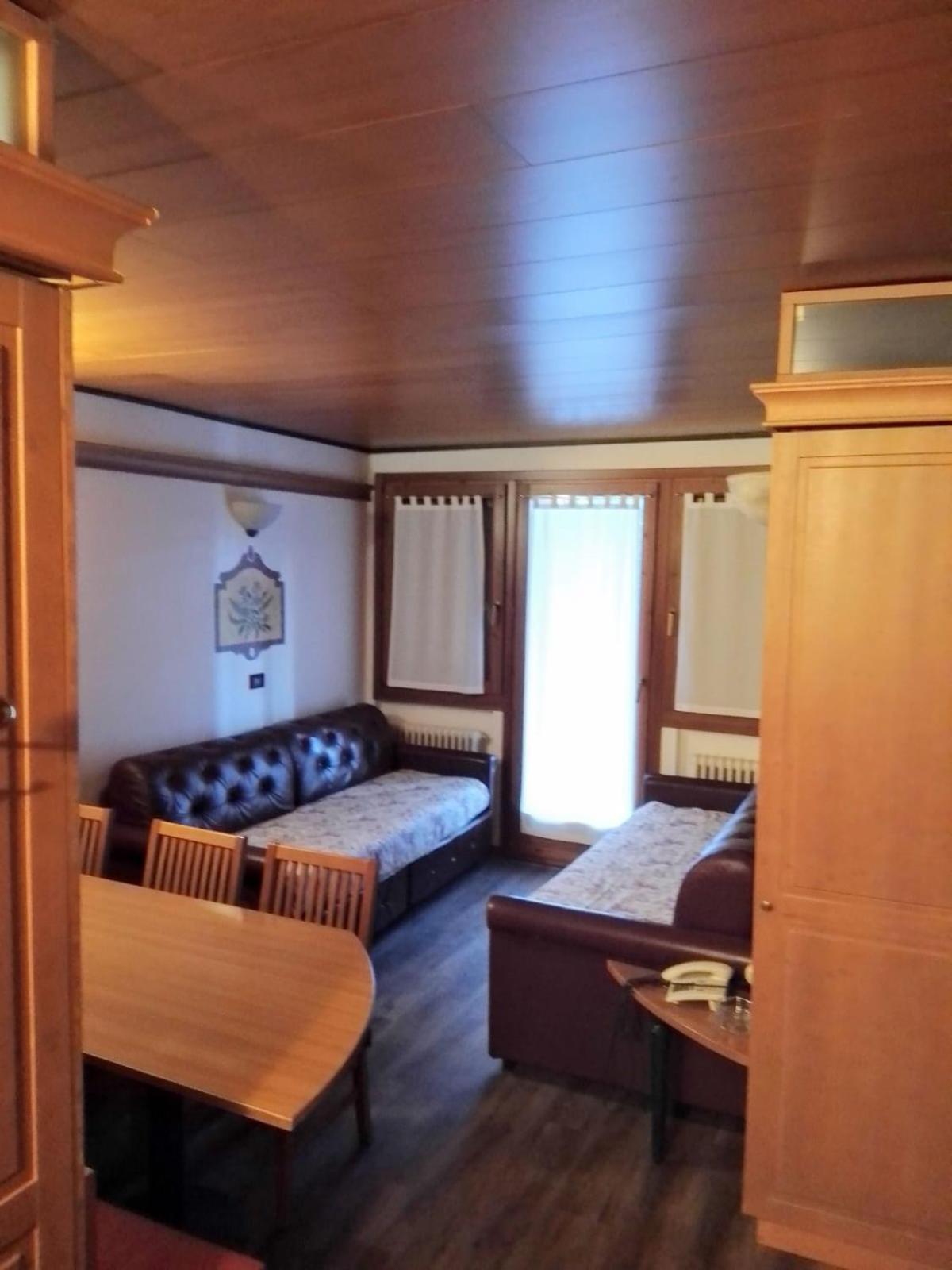 Residence Orsa Maggiore Madonna Rum bild